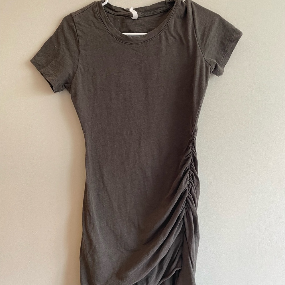 Wishlist Olive Ruched Dress